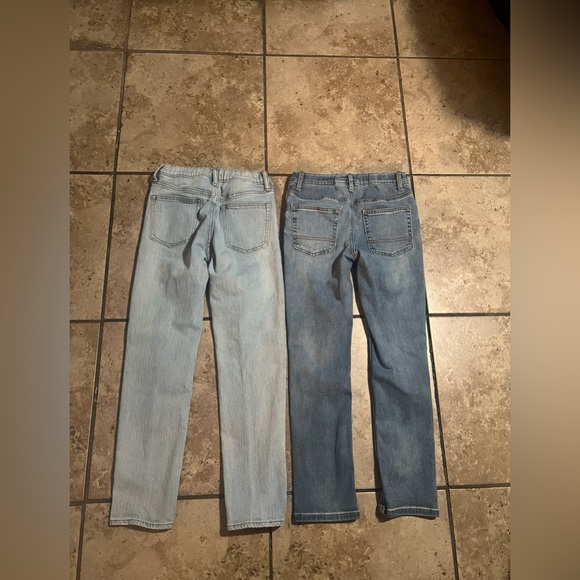 Cat & Jack and Old Navy Light and Dark Blue Jeans-2 pack-Multi - Picture 3 of 5